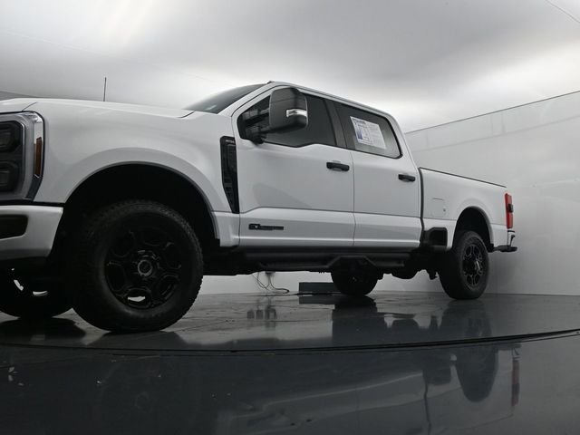 Used 2026 White Ford XL image 27