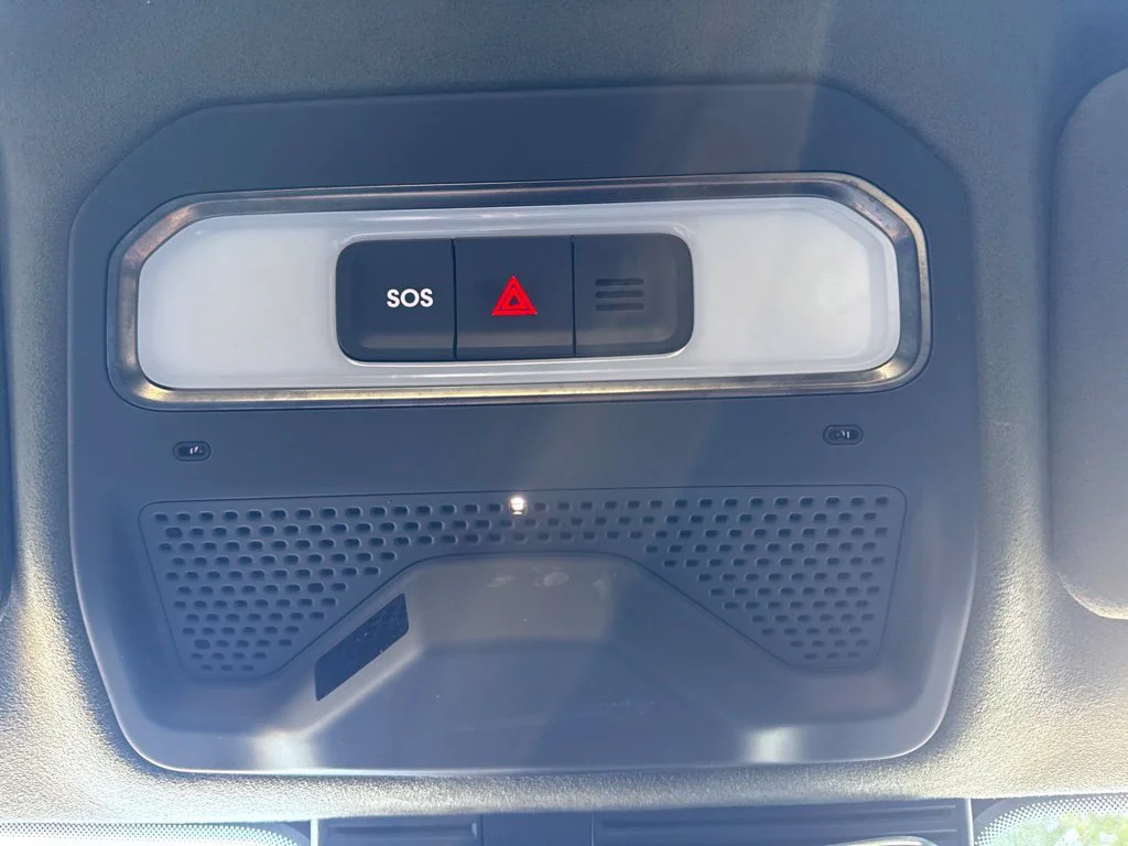 Used 2022 Black RIVIAN Adventure Package image 27