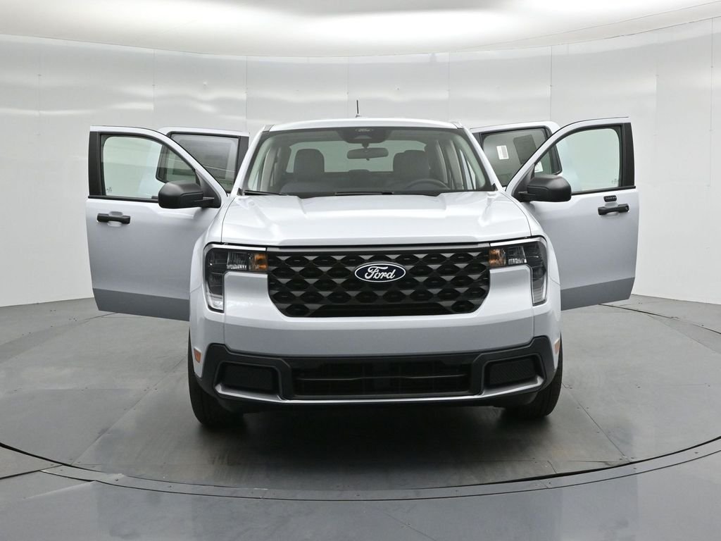 New 2026 Space White Metallic Ford XLT image 24