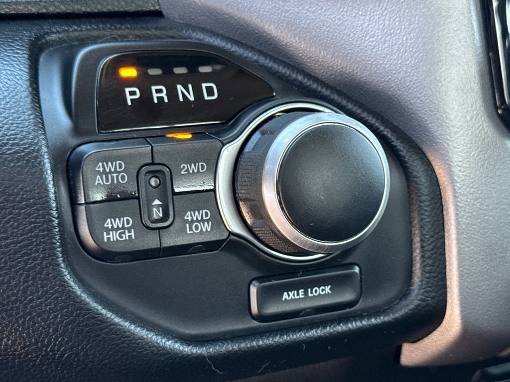Used 2019 Silver Ram Big Horn/Lone Star image 26