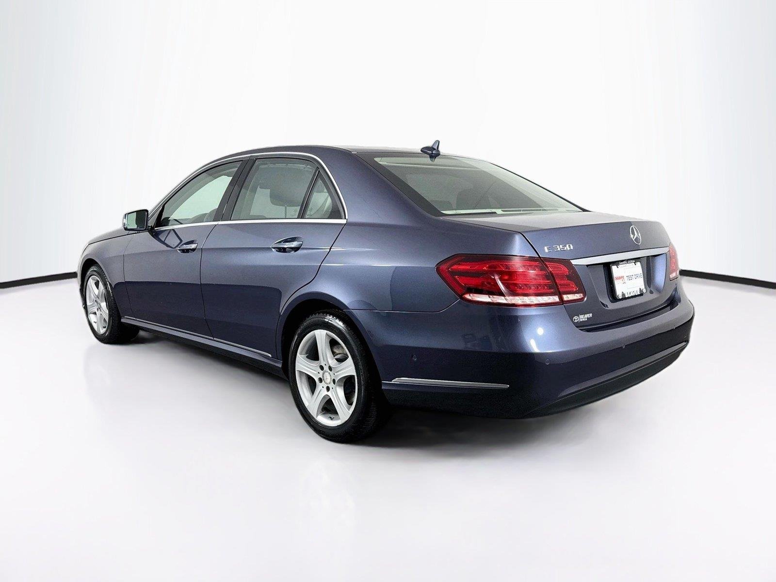 Used 2015 Indigo Blue Metallic Mercedes-Benz E 350 Sport image 13