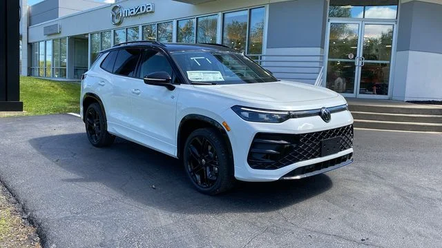 New 2026 White/off-white Volkswagen 2.0T SE R-Line Black image 3