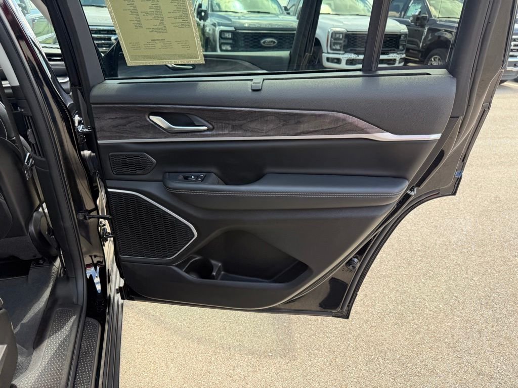 Used 2023 Black Jeep Limited image 24