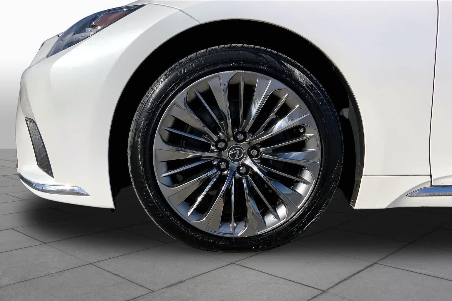 Used 2021 Sonic Quartz Lexus  image 11