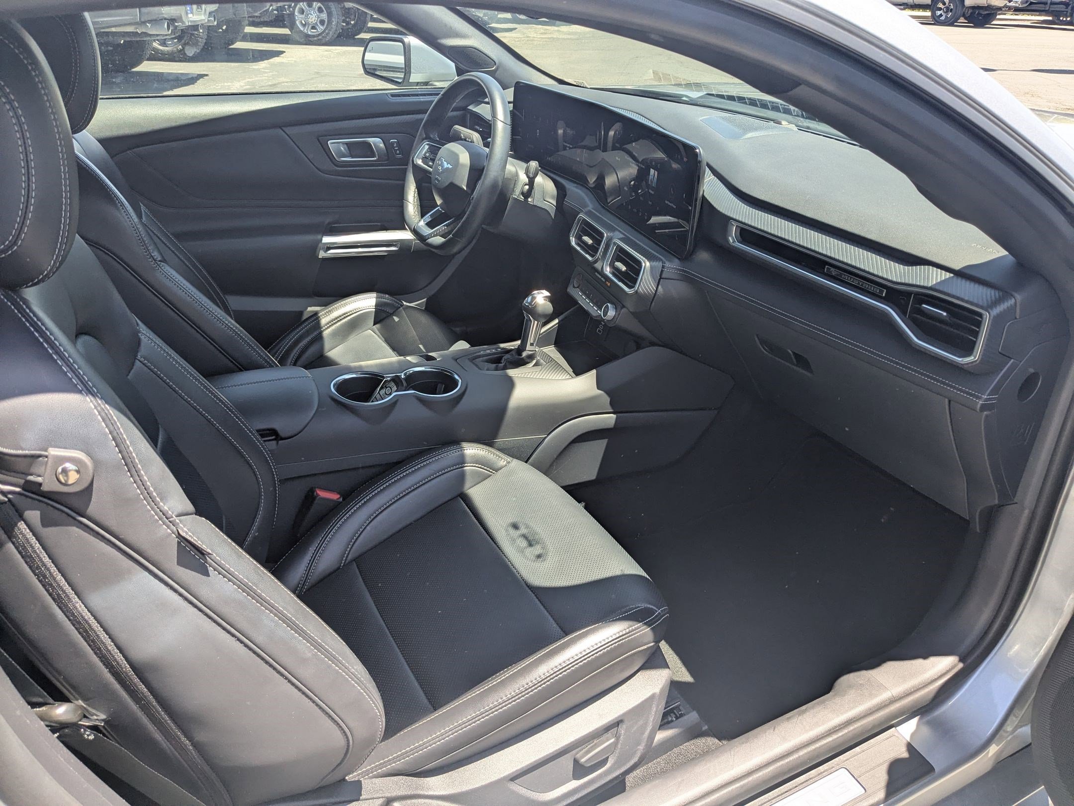 Used 2025 Silver Ford EcoBoost Premium image 28