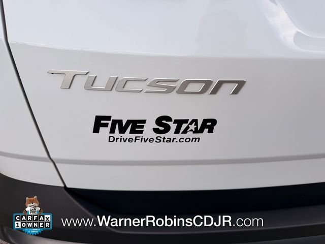 Used 2025 White Hyundai SEL image 12