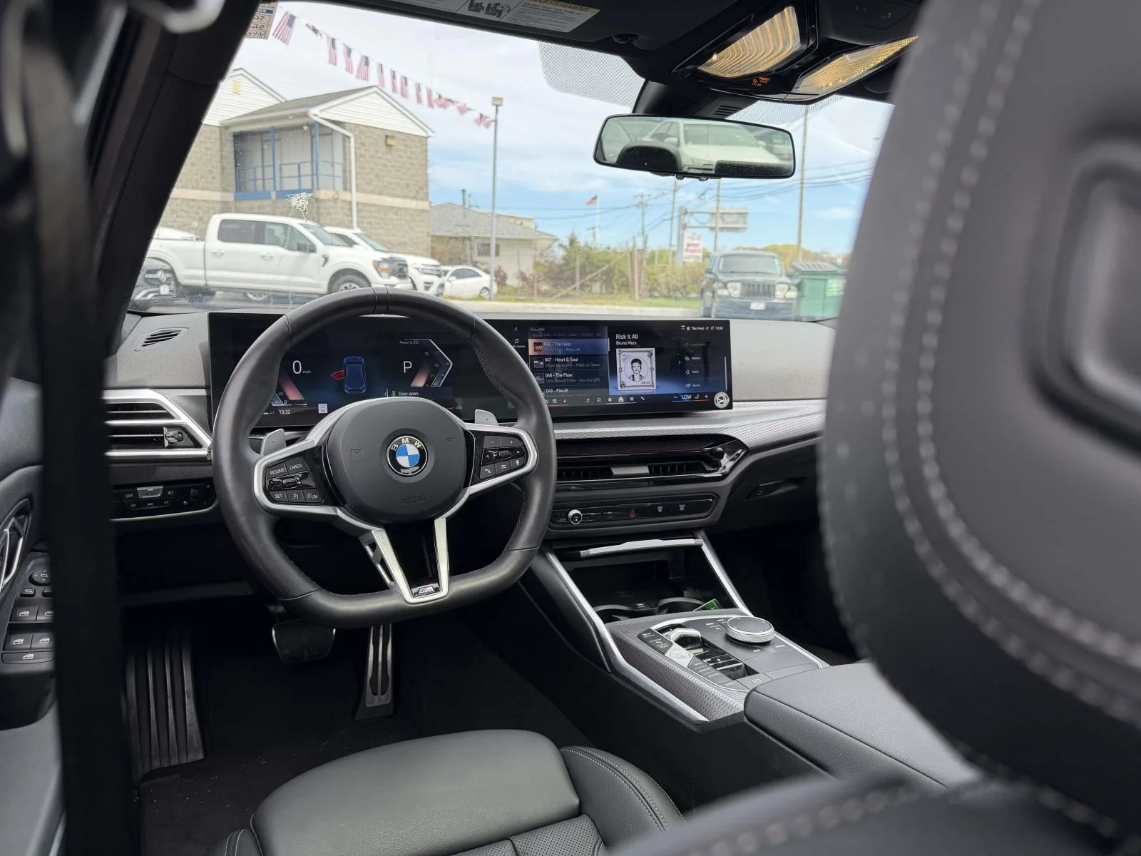2026 BMW 3 Series 330i - Photo 18