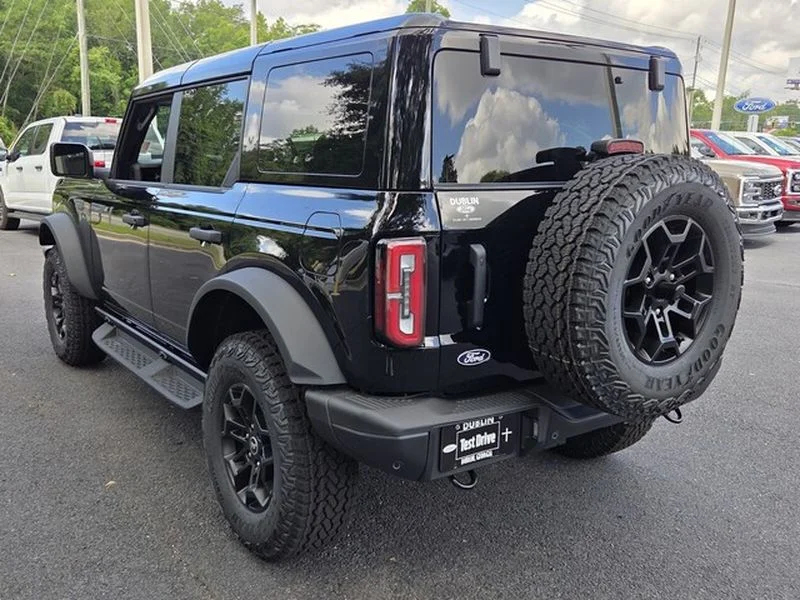 New 2026 Shadow Black Ford Badlands® image 12