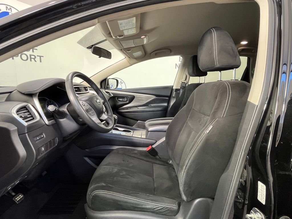Used 2016 Black Nissan SV image 19