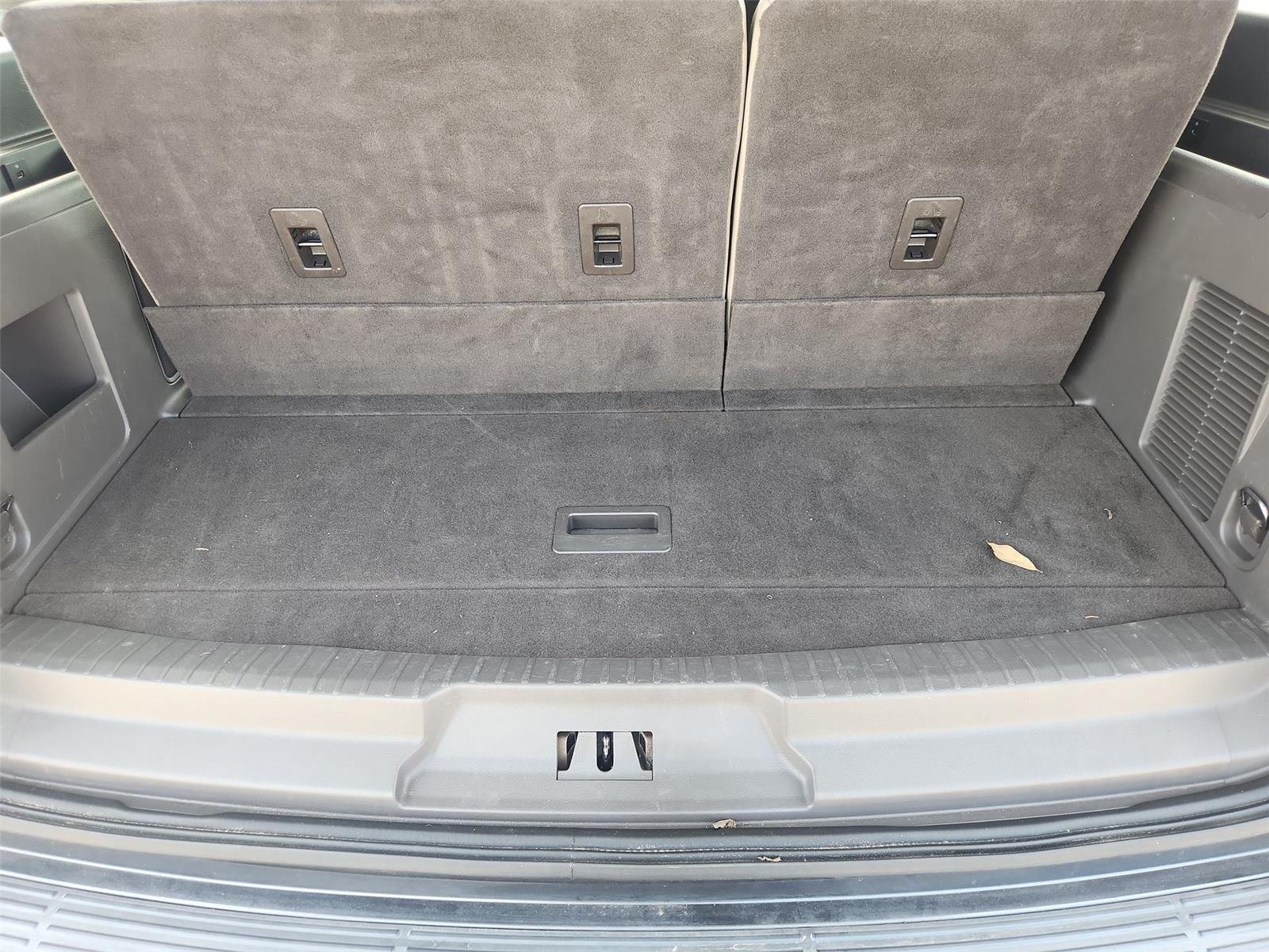 Used 2019 Gray Ford Limited image 27