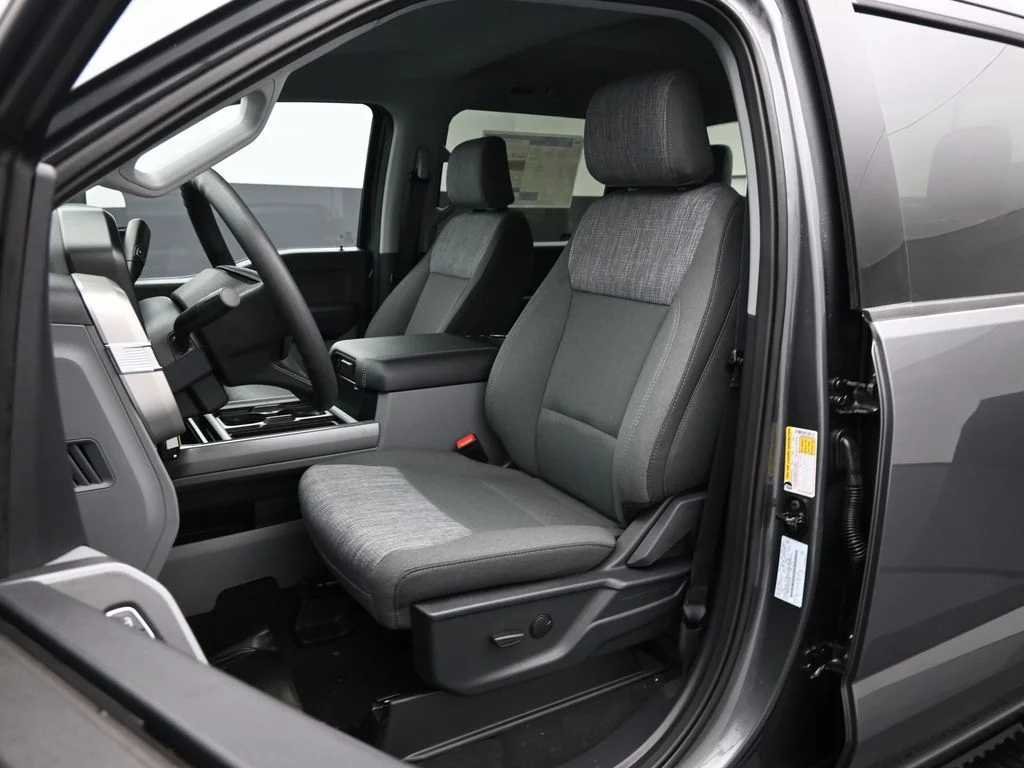 New 2026 Carbonized Gray Metallic Ford XLT image 8