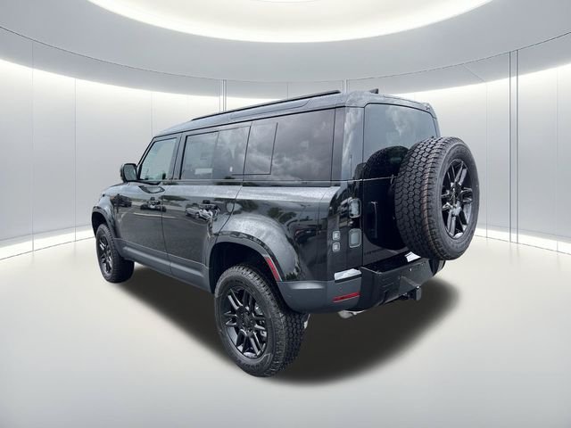 New 2026 Santorini Black Land Rover S image 5