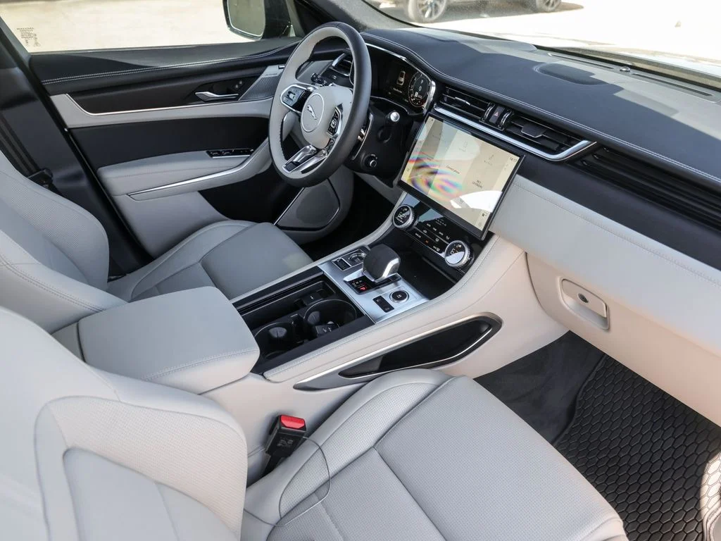 2026 Jaguar F-Pace R-Dynamic S - Photo 36