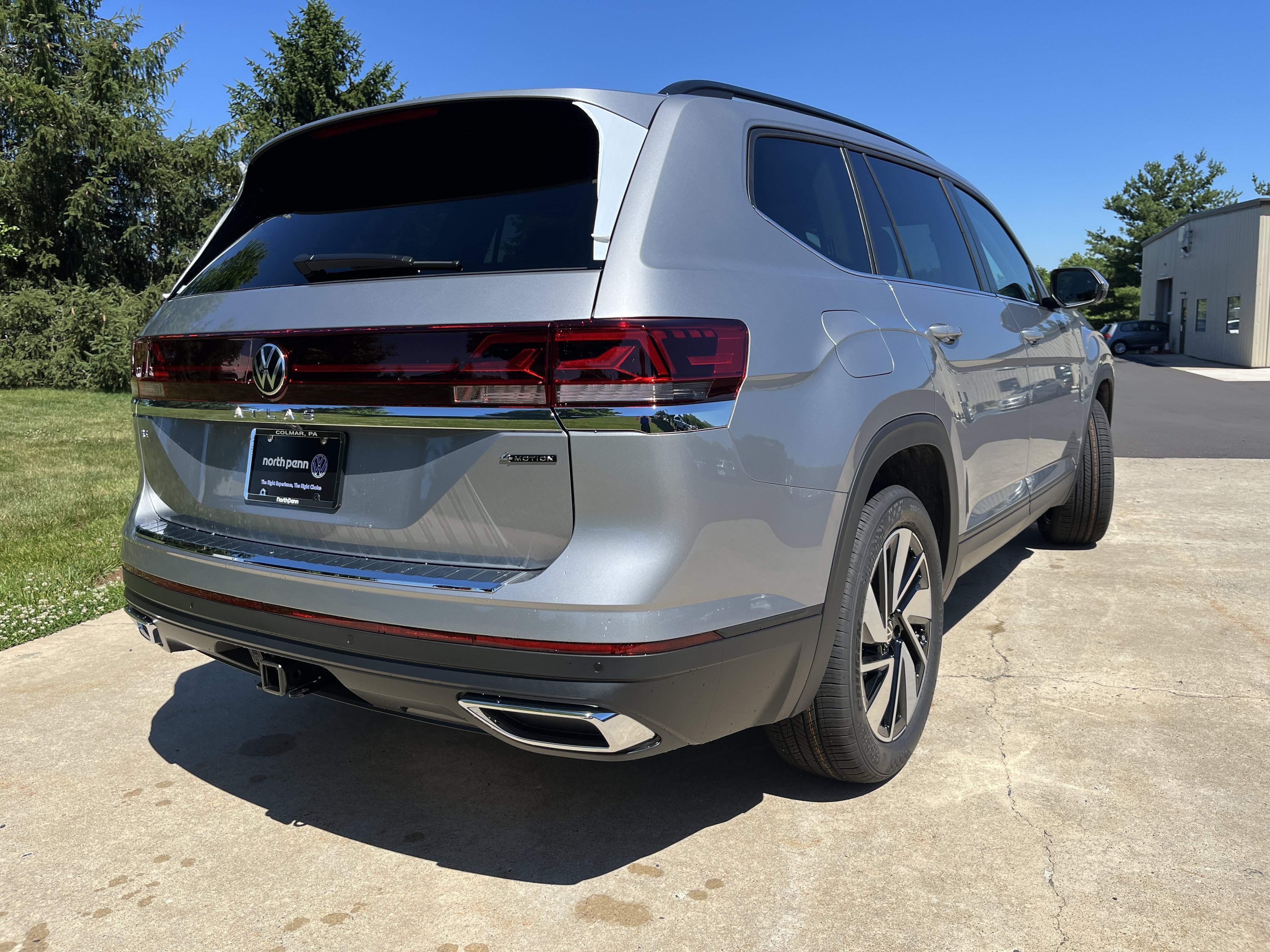 New 2026 Silver Mist Metallic Volkswagen 2.0T SE w/Technology image 11
