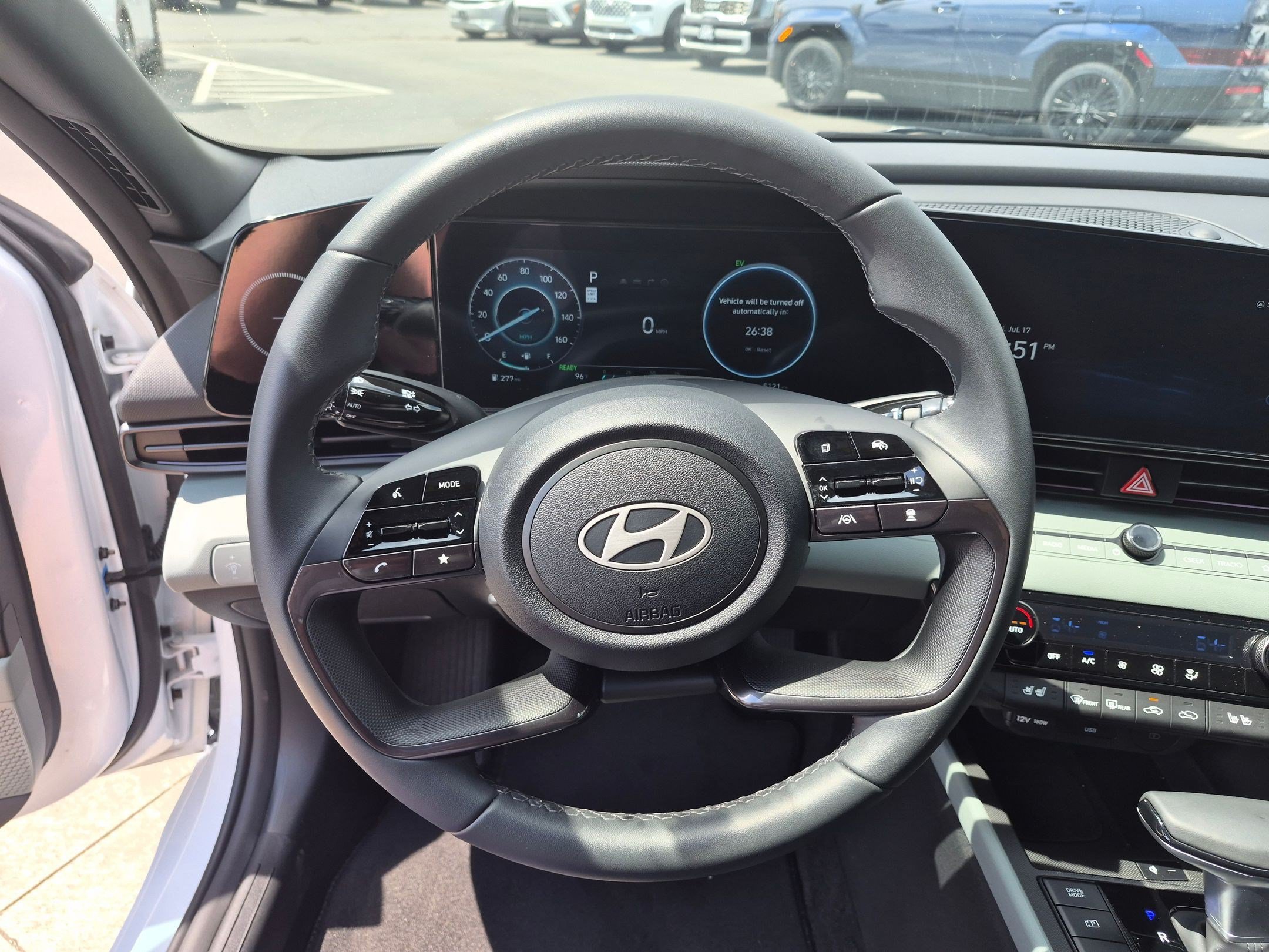 2026 Hyundai Elantra Limited - Photo 17