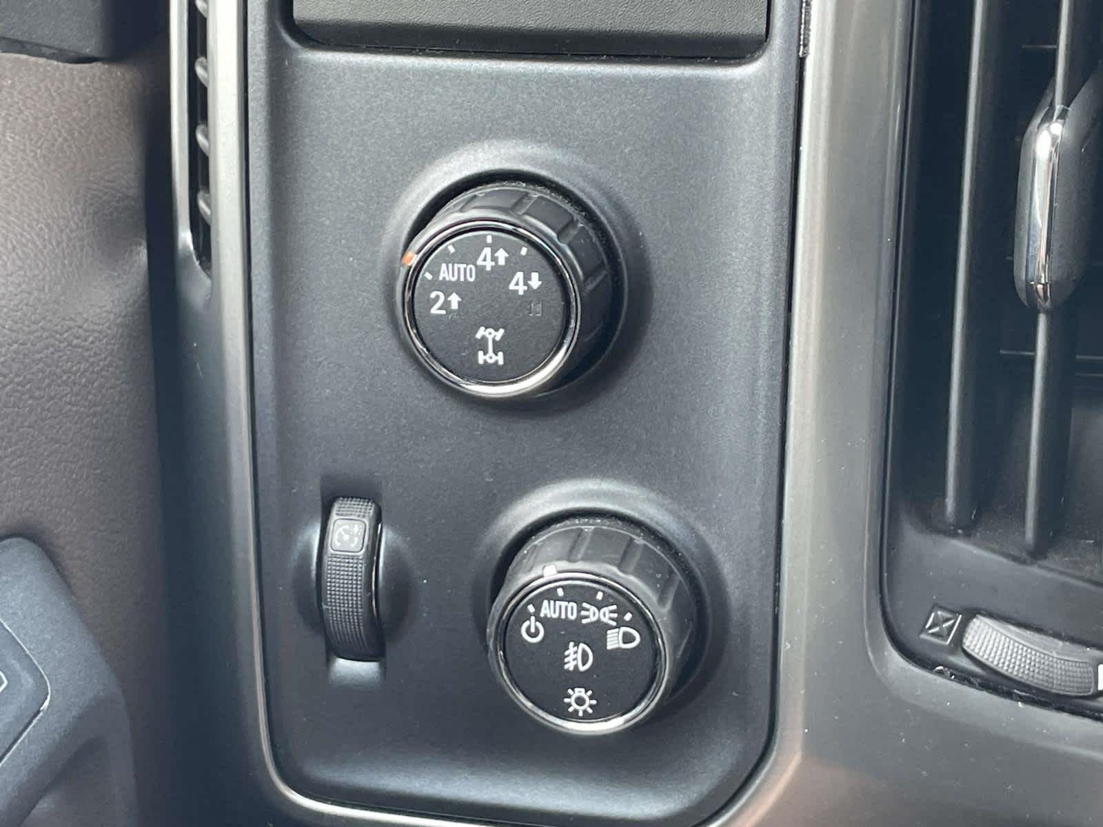 Used 2015 Black Chevrolet LTZ image 33