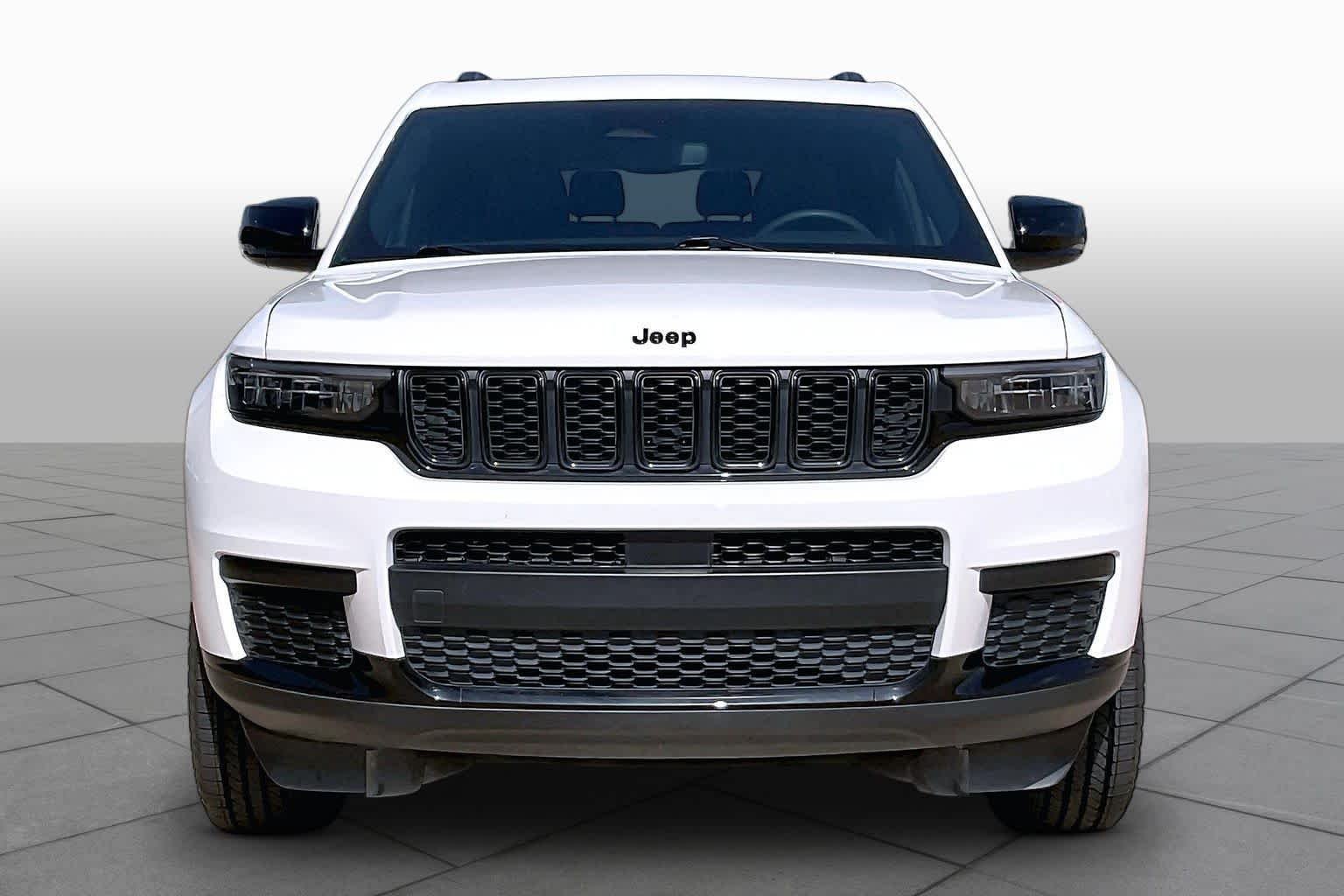 Used 2023 Bright White Clearcoat Jeep Altitude image 4