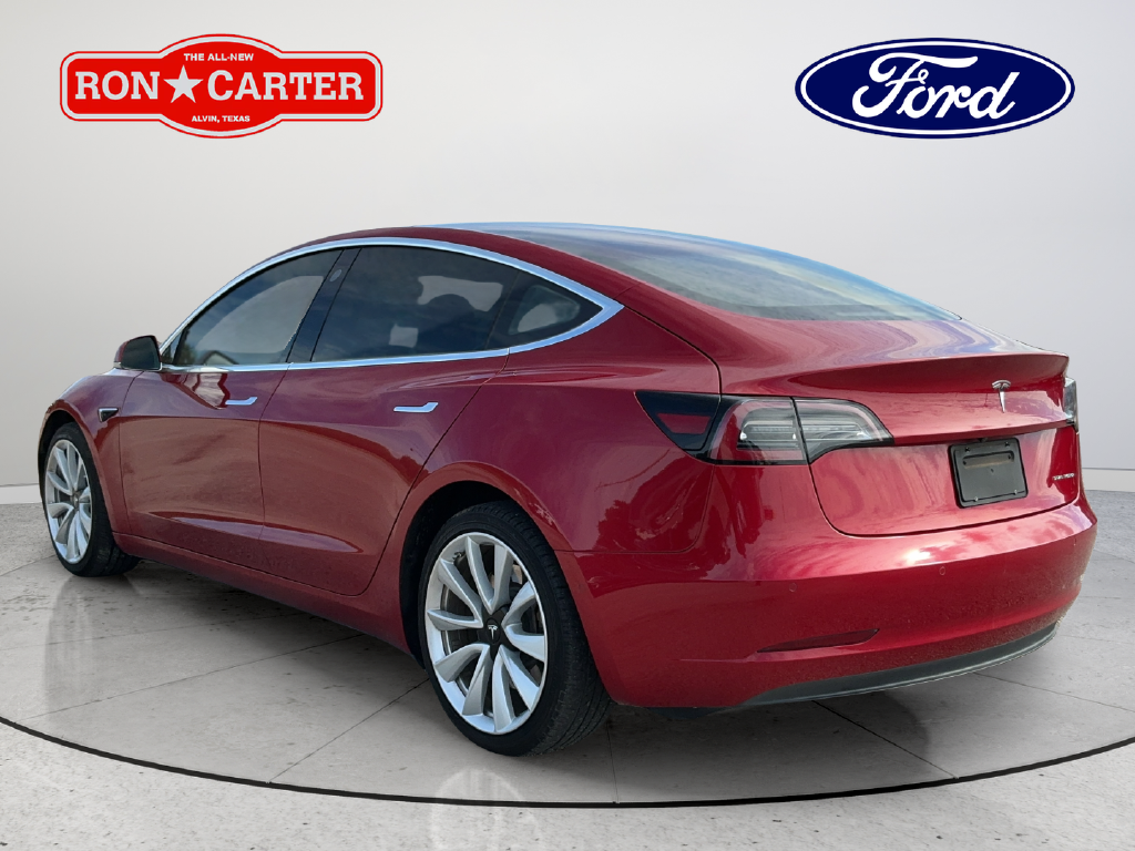 Used 2018  Tesla Long Range image 4