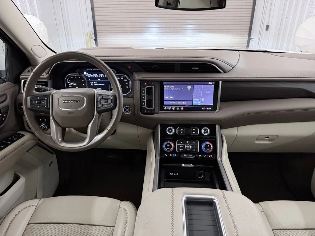 Used 2021 White Frost GMC Denali image 30