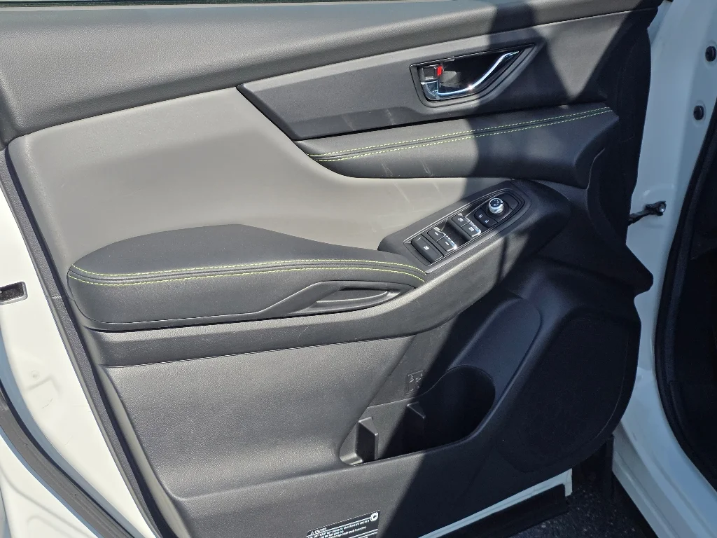 Used 2023 Crystal White Pearl Subaru Onyx Edition image 35