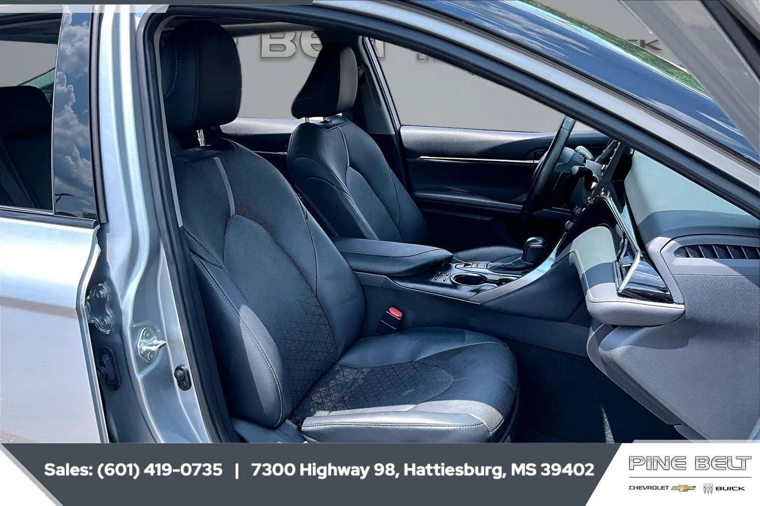 Used 2023 Celestial Silver Metallic/Midnight Black Metallic Toyota XSE image 6