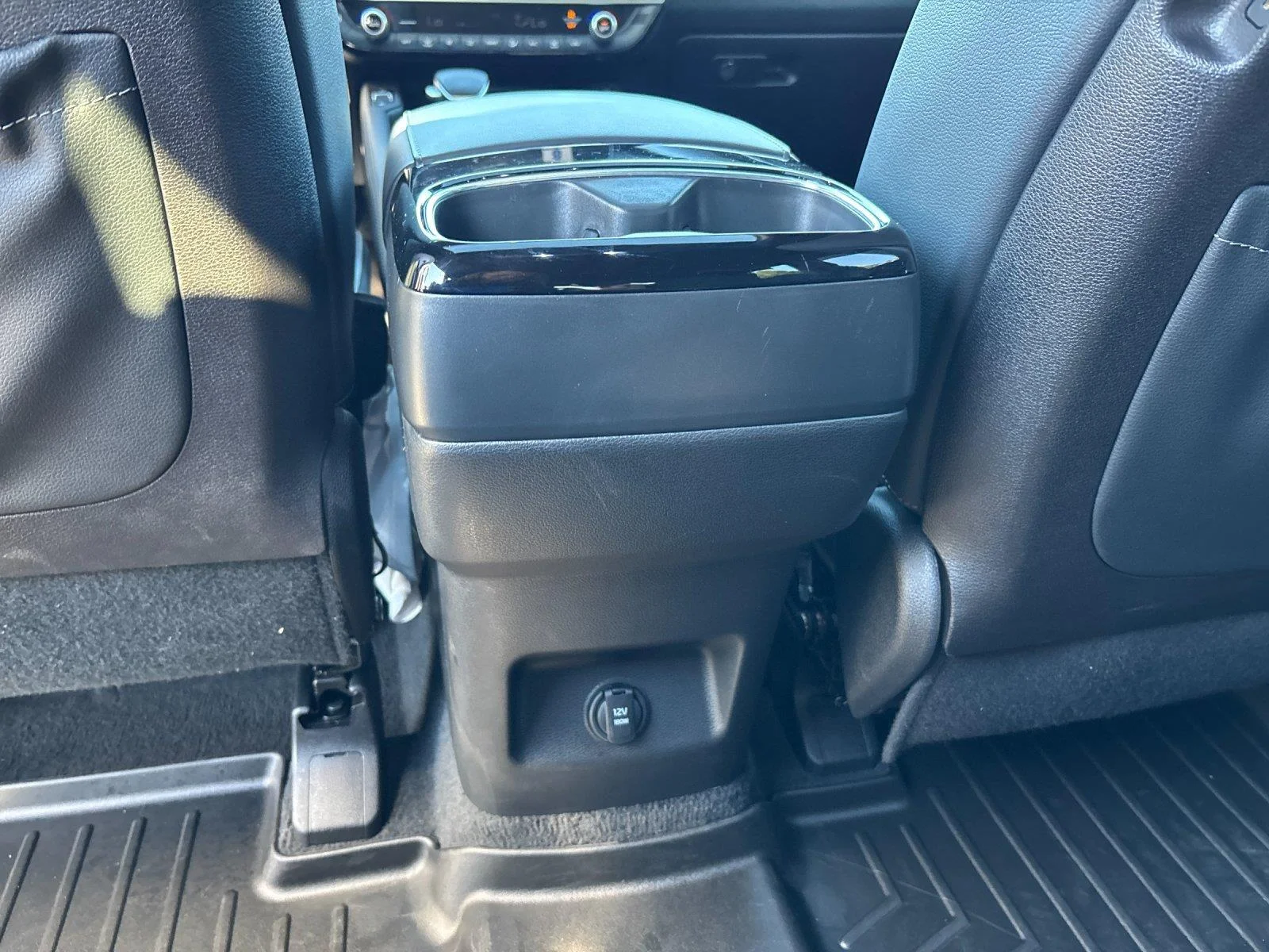 Used 2025 Jungle Green Kia EX X-Line image 34