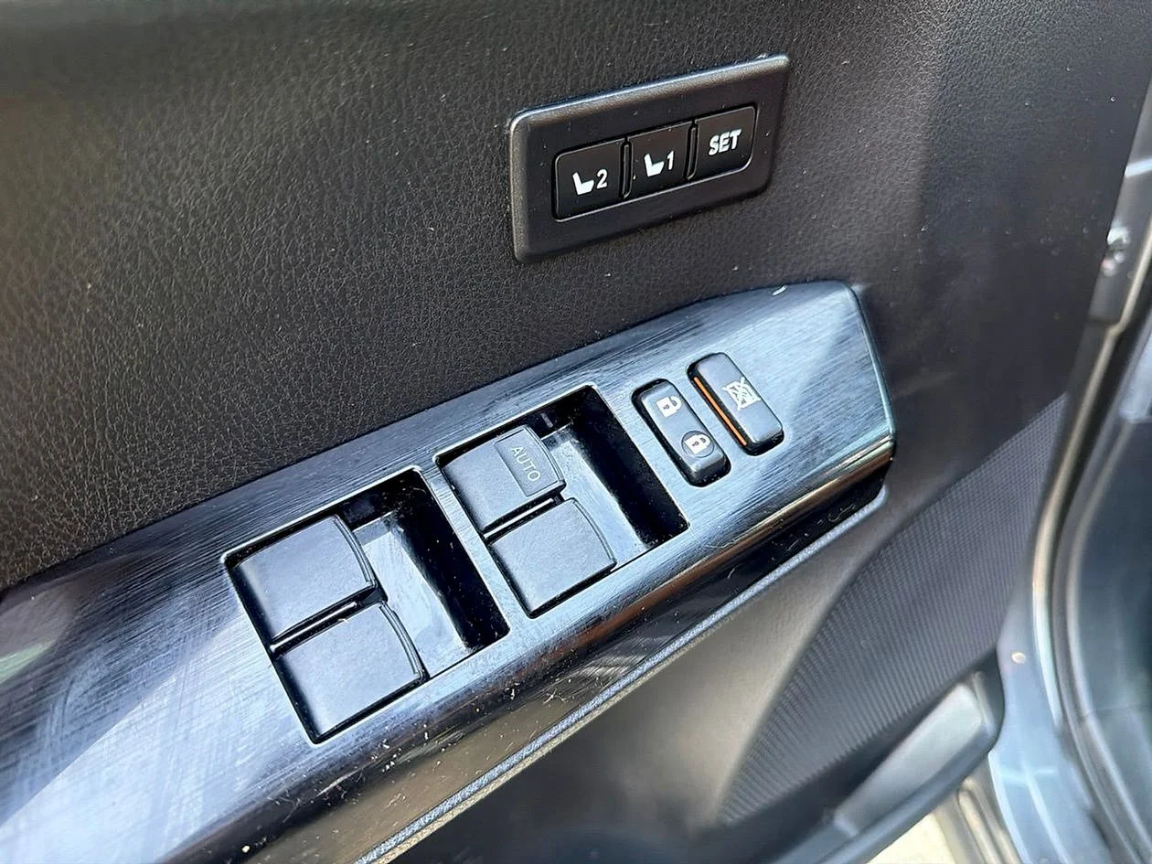 Used 2016 Gray Toyota Limited image 15