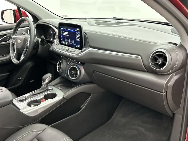 Used 2025 Red Chevrolet LT image 13
