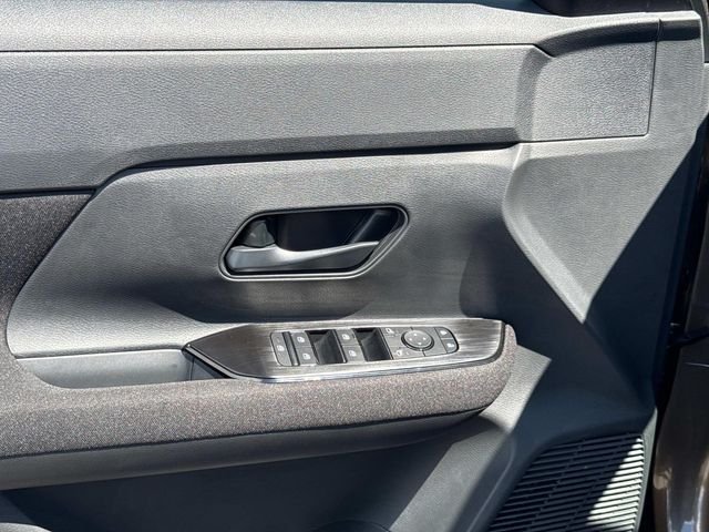 New 2026 Canyon Bronze Metallic Nissan S image 22