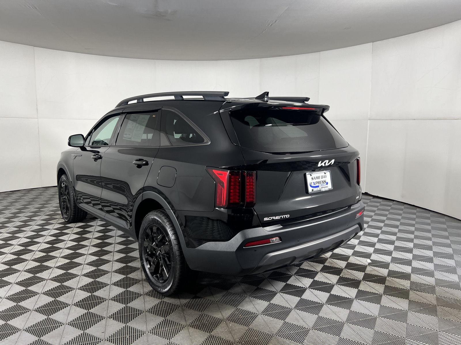 Used 2023 Ebony Black Kia X-Line S image 25