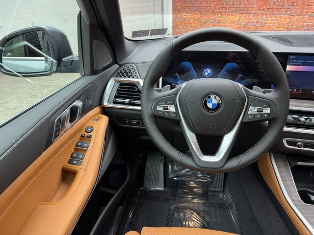 Used 2026 Gray BMW xDrive40i image 13