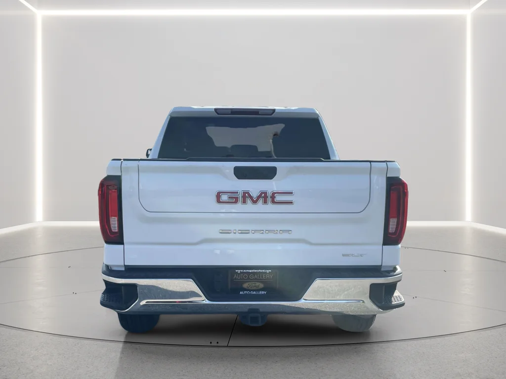 Used 2025 Summit White GMC SLT image 3