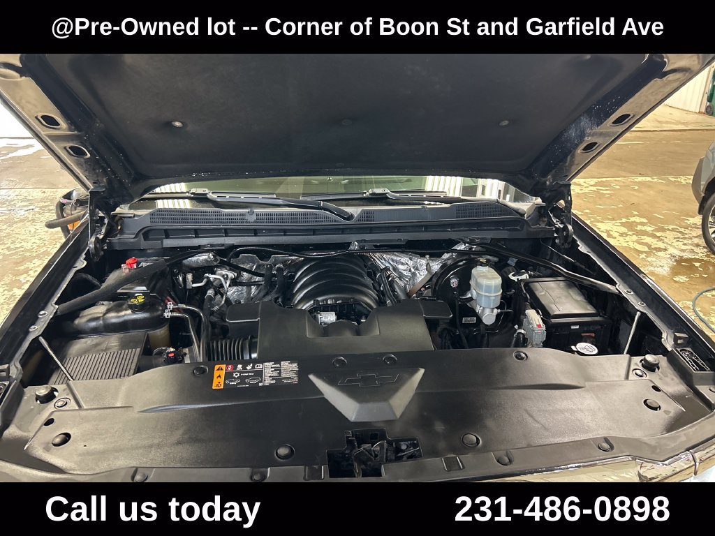 Used 2018 Black Chevrolet LT image 10