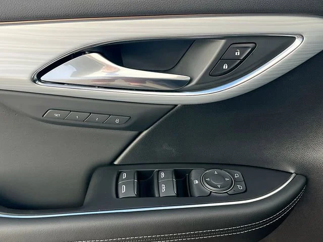 New 2026 Midnight Opal Buick Avenir image 13