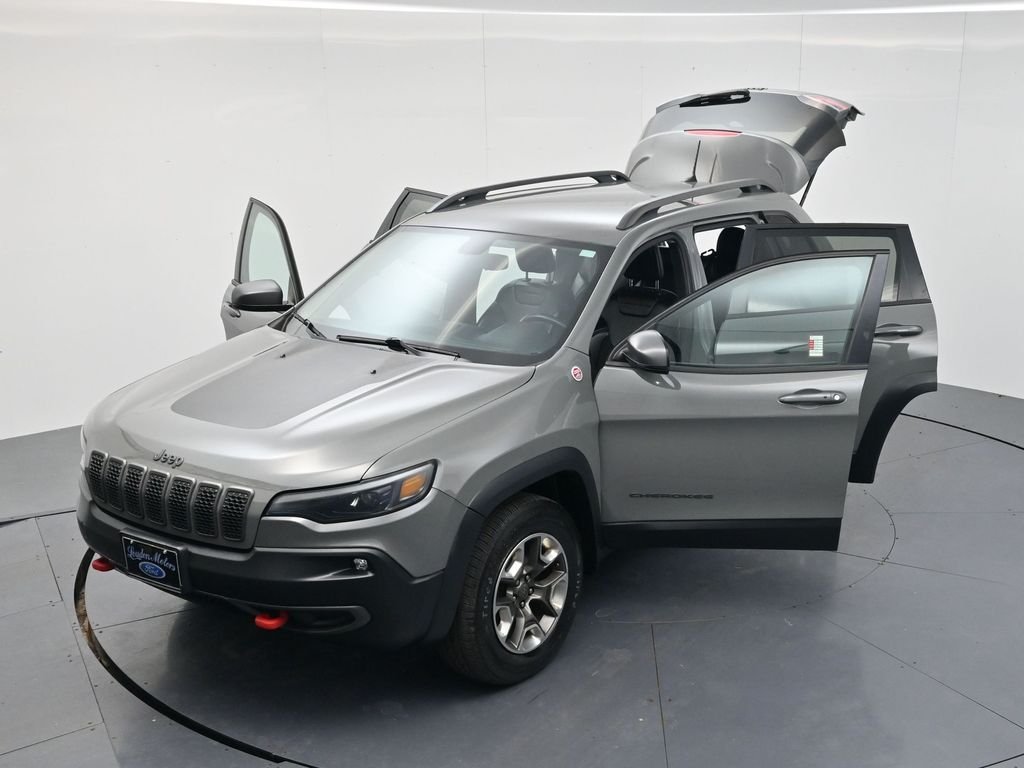Used 2019 Sting Gray Clearcoat Jeep Trailhawk image 51