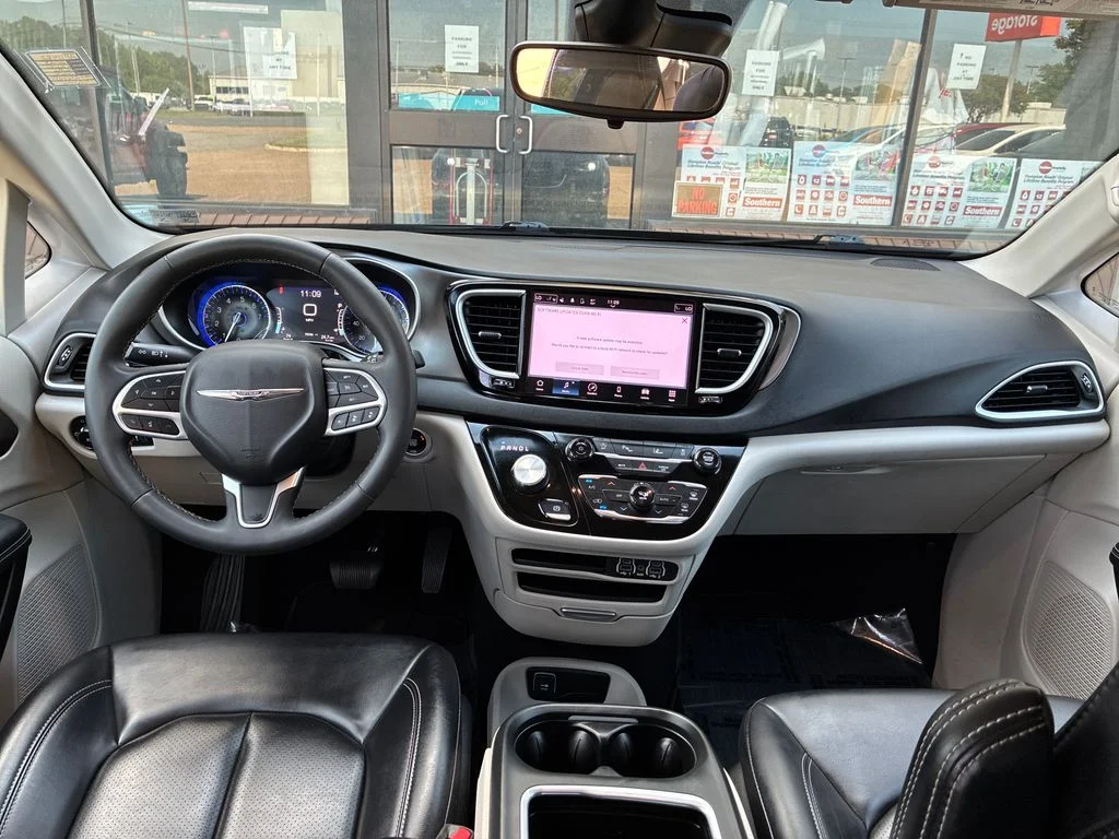 Used 2023 Gray Chrysler Touring L image 13