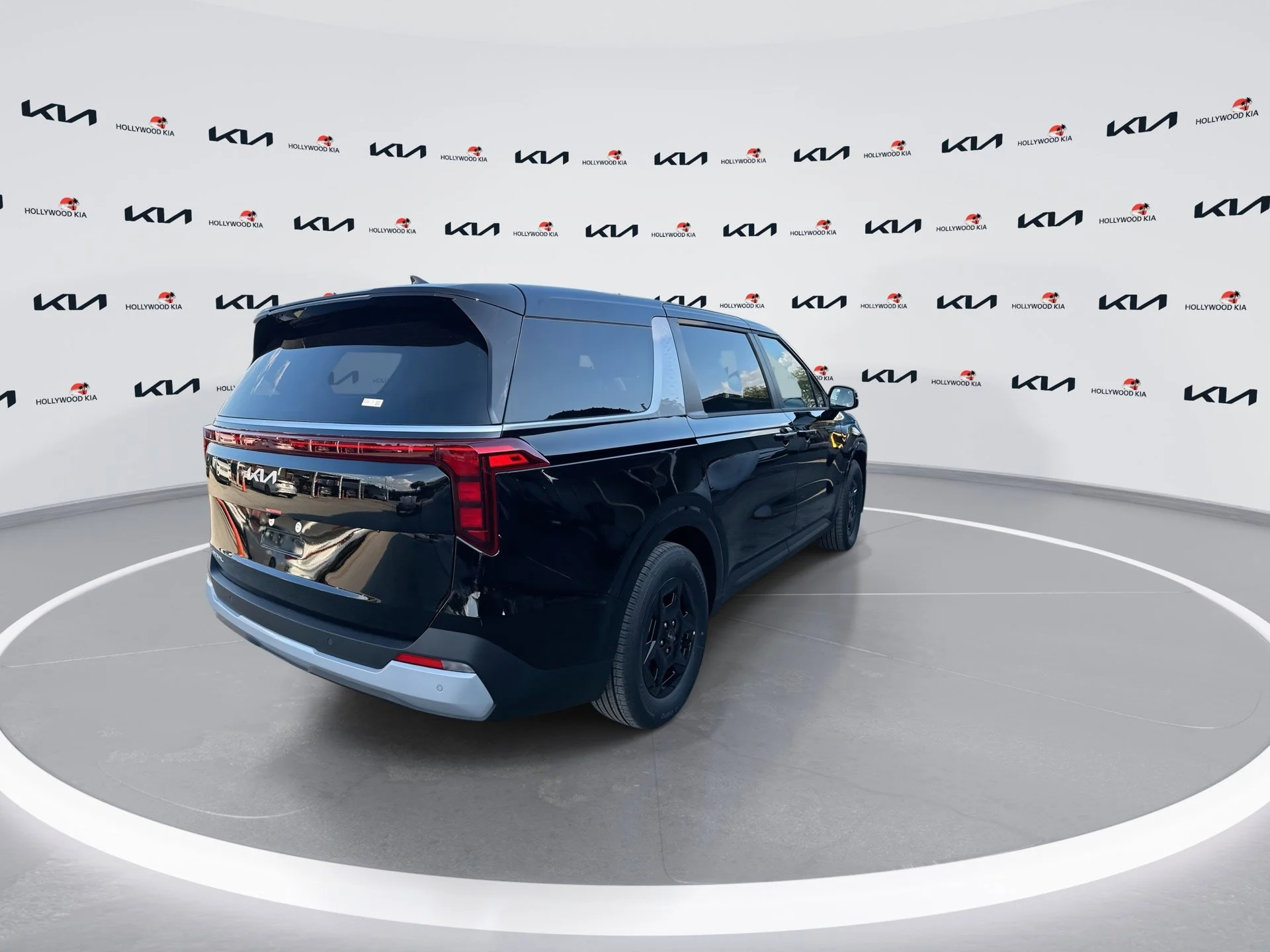 New 2026 Aurora Black Pearl Kia LXS image 8