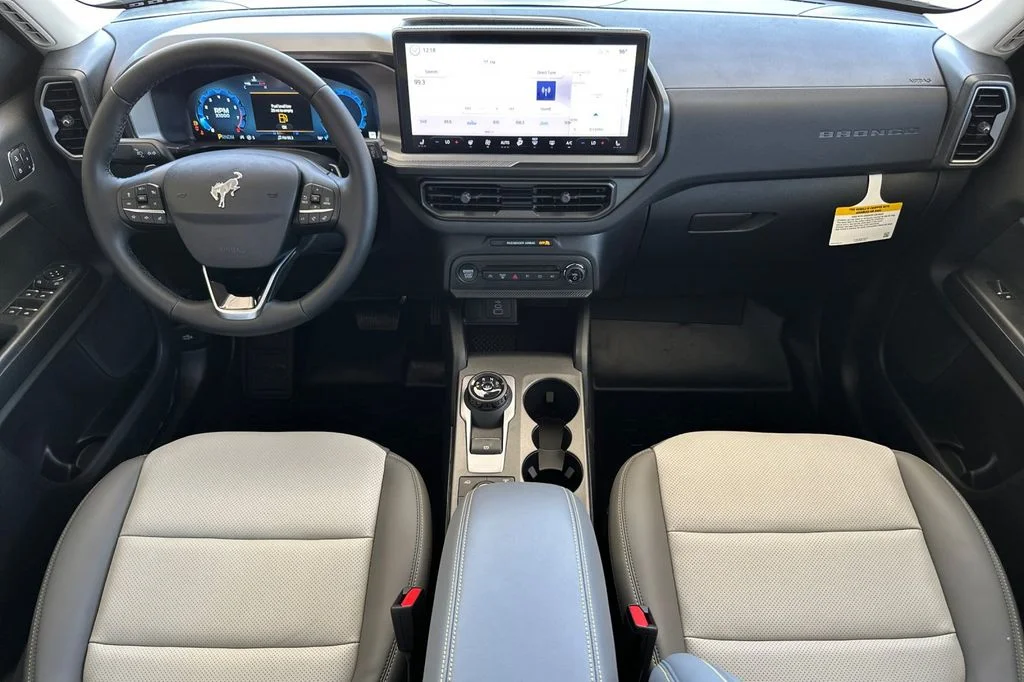 New 2026 Oxford White Ford Badlands image 13