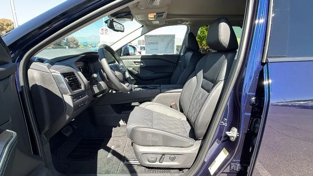 New 2026 Blue Nissan Platinum image 32
