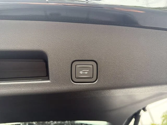 New 2026 Ebony Twilight Metallic GMC Elevation image 12