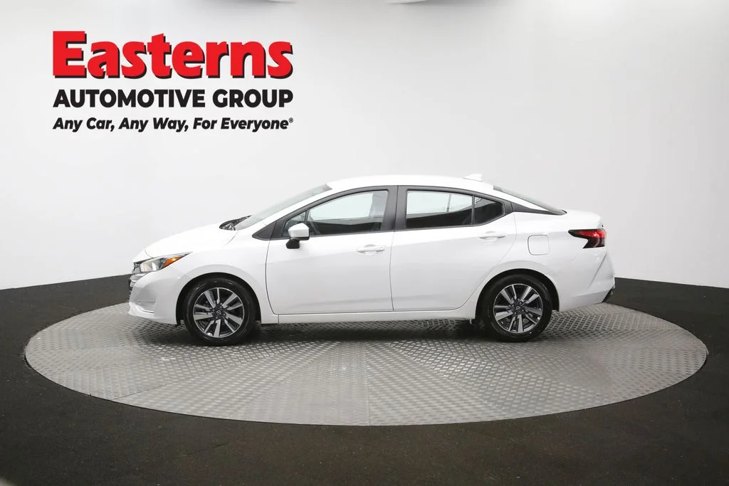 Used 2023 White Nissan 1.6 SV image 59