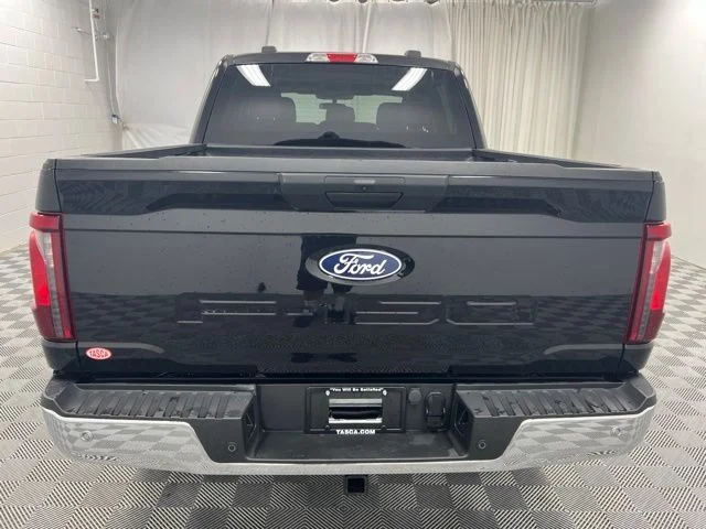 Used 2025 Black Ford XLT image 7