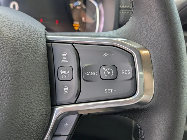 New 2026 Bright White Clear-Coat Exterior Paint RAM Laramie image 18
