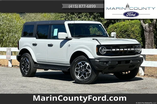 2026 Ford Bronco Outer Banks®