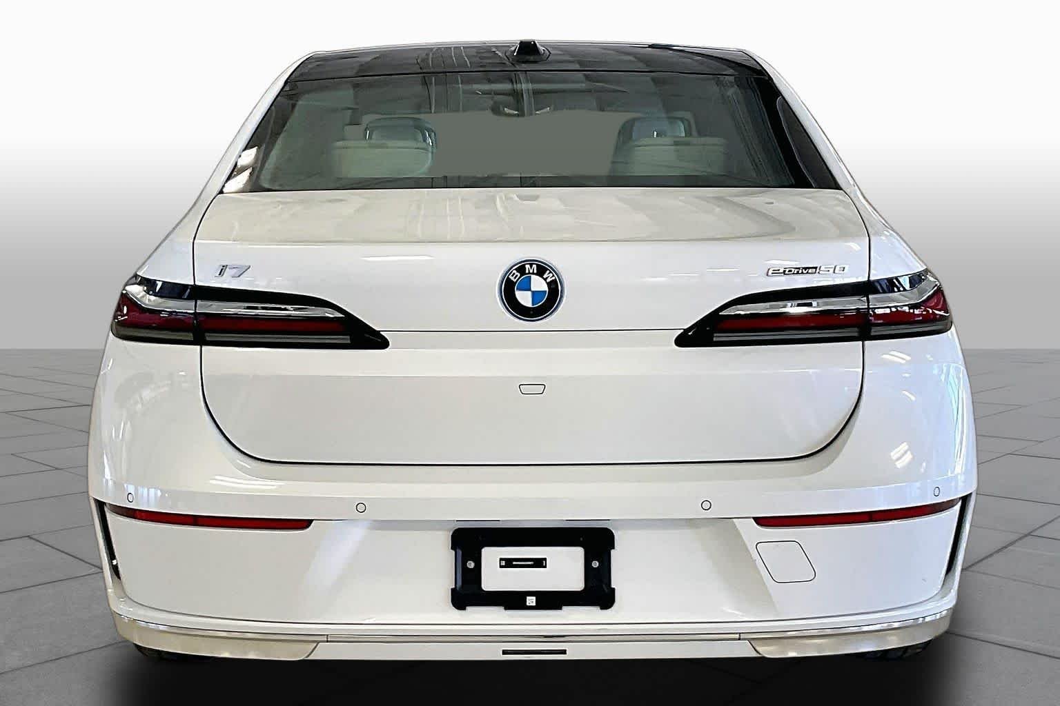 Used 2025 Mineral White Metallic BMW eDrive50 image 4