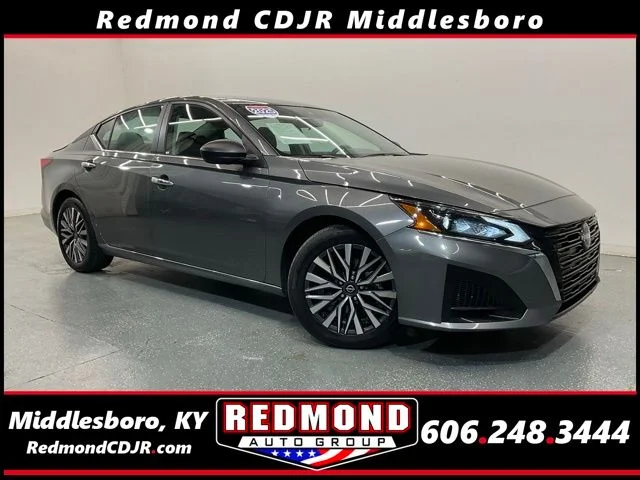 2025 Nissan Altima 2.5 SV's photo