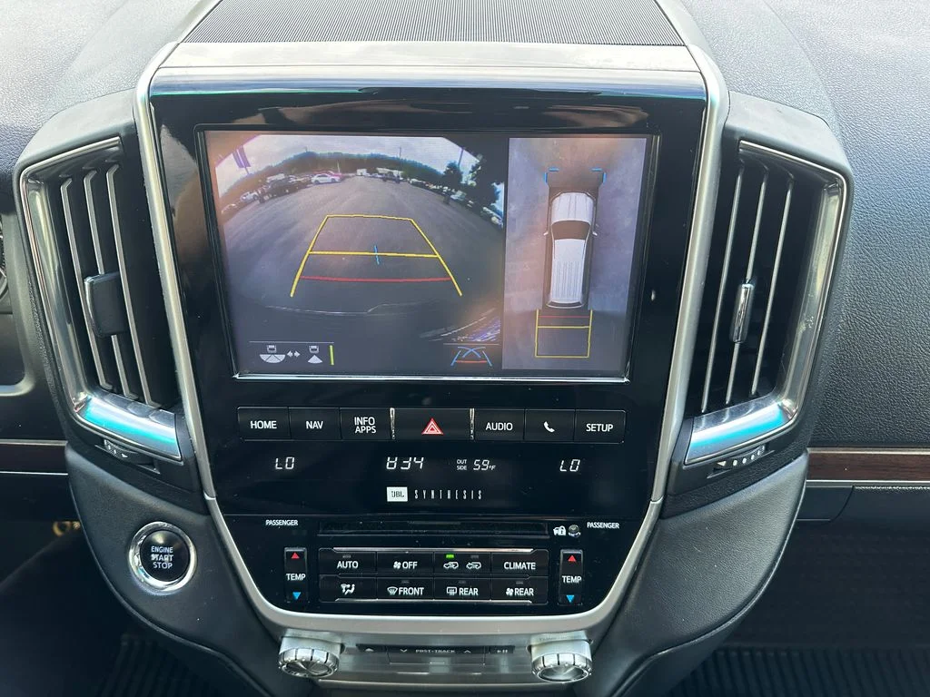 Used 2016 Black Toyota Base image 16