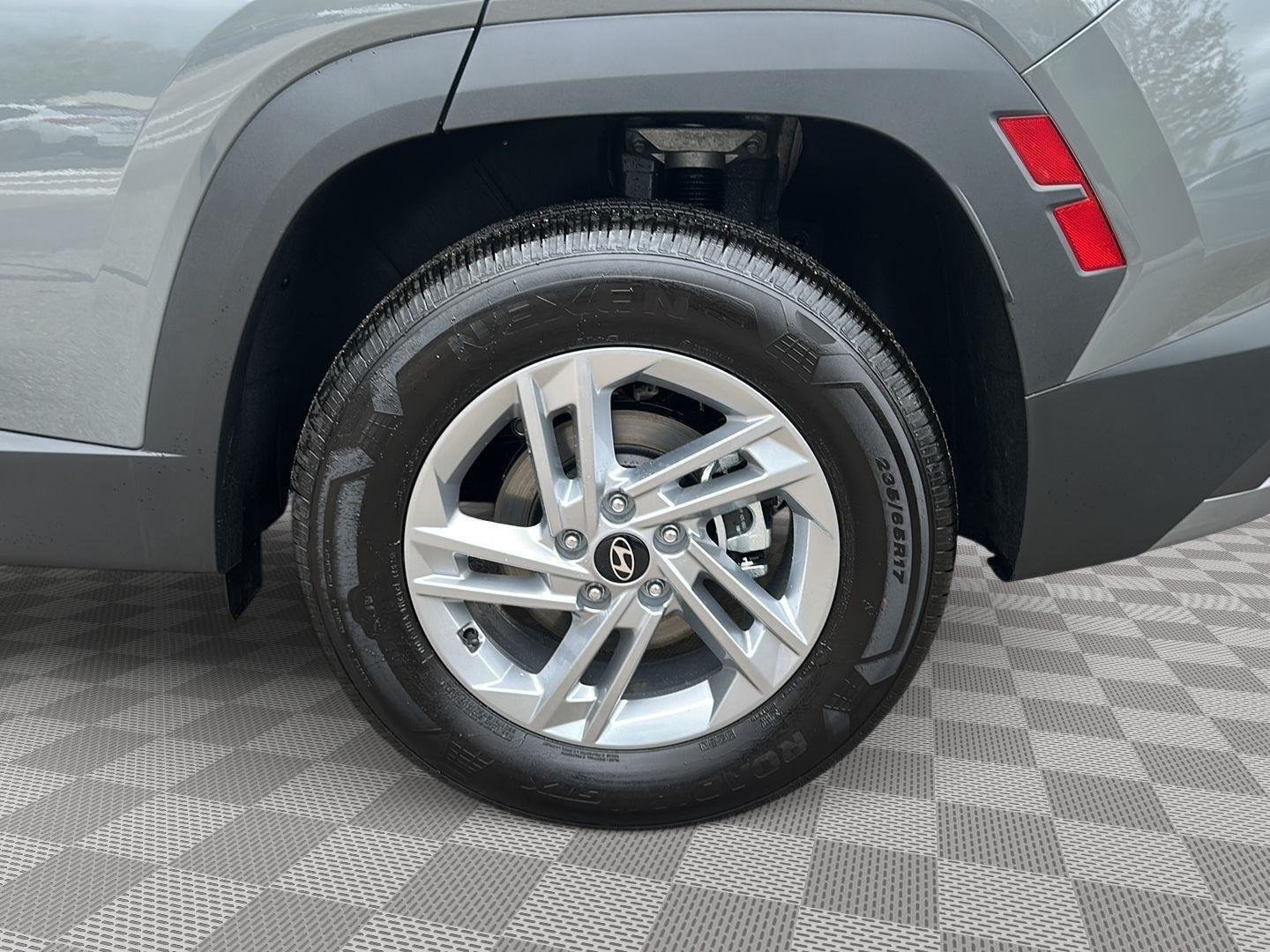 2026 Hyundai Tucson SE - Photo 12