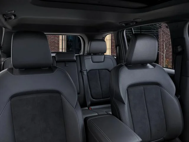 New 2026 Bright White Clear-Coat Exterior Paint Jeep Laredo image 52