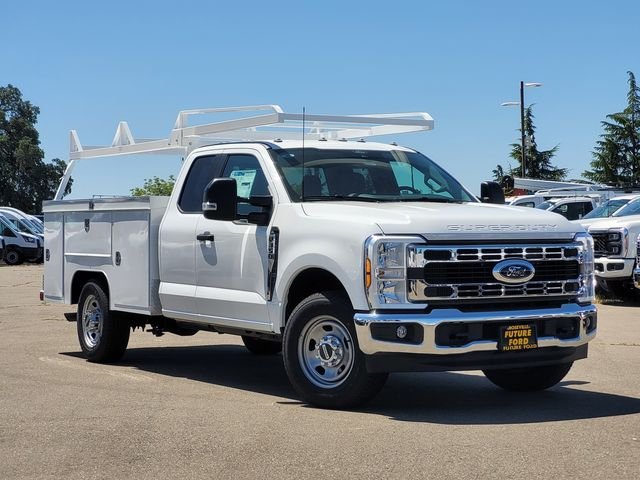 New 2026 White Ford XL image 1